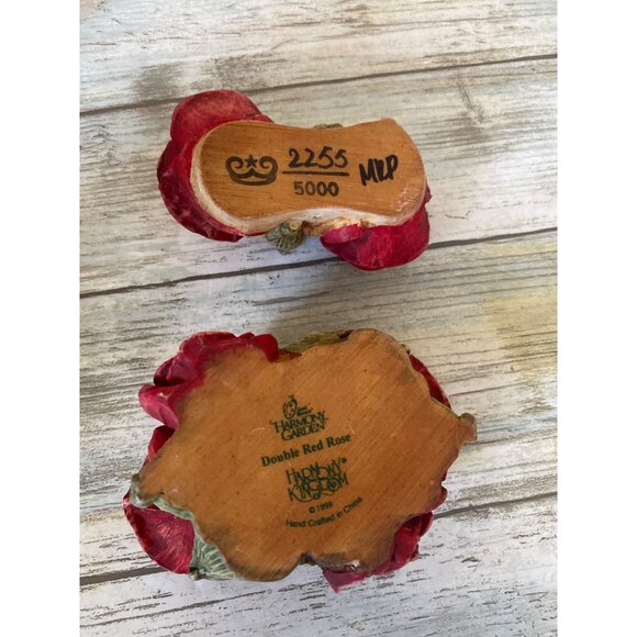 Harmony Kingdom Lord Byron's Harmony Garden Double Rose Trinket Boxes Set of 3 - Picture 9 of 16